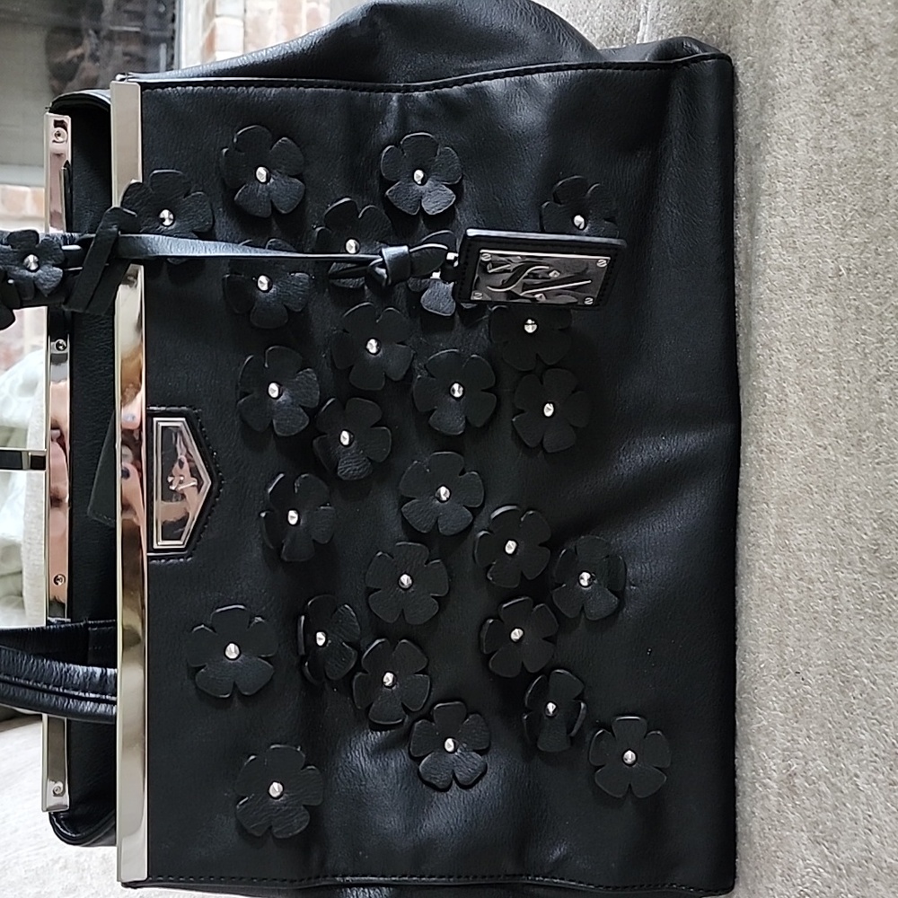 Simply Vera Vera Wang Black Floral Tote - Picture 2 of 10